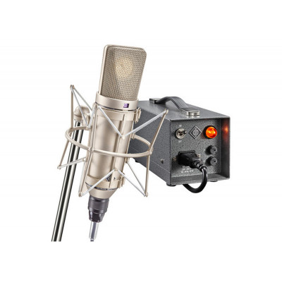 Neumann U 67 Set Ensemble Microphone a Lampe U 67