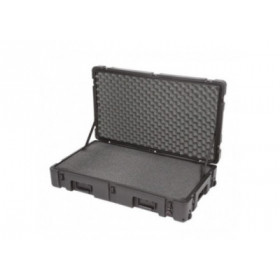 SKBmil standard noir 3r3821-7b-cw avec mousse et roulettes