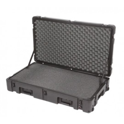 SKBmil standard noir 3r3821-7b-cw avec mousse et roulettes