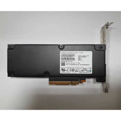 Samsung SSD Pm1735 - Carte Pcie Hh/Hl 12.8Tb - Pcie Gen4 X8 - 3 Dwpd