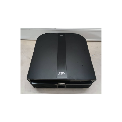 JVC Proj D-ILA 4K Laser e-shift 4K 1600 lum sans Optique